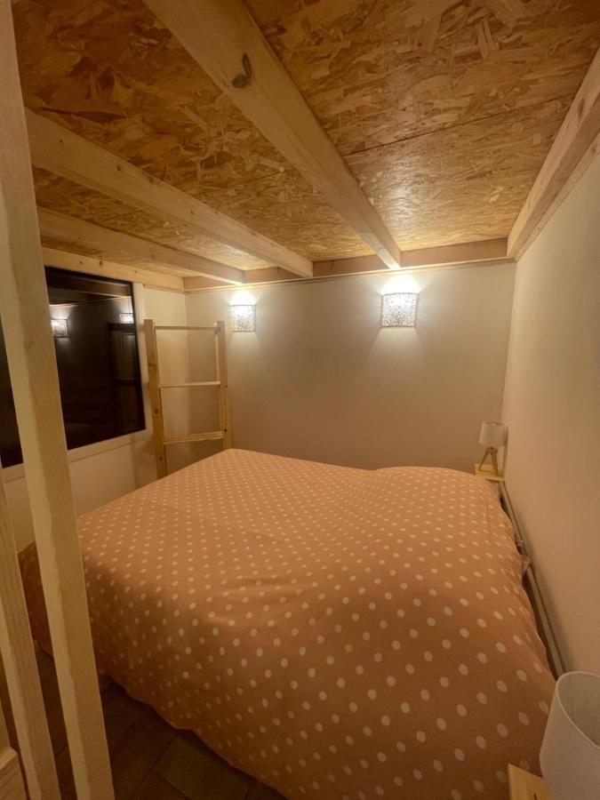 Cocoon Apartment *